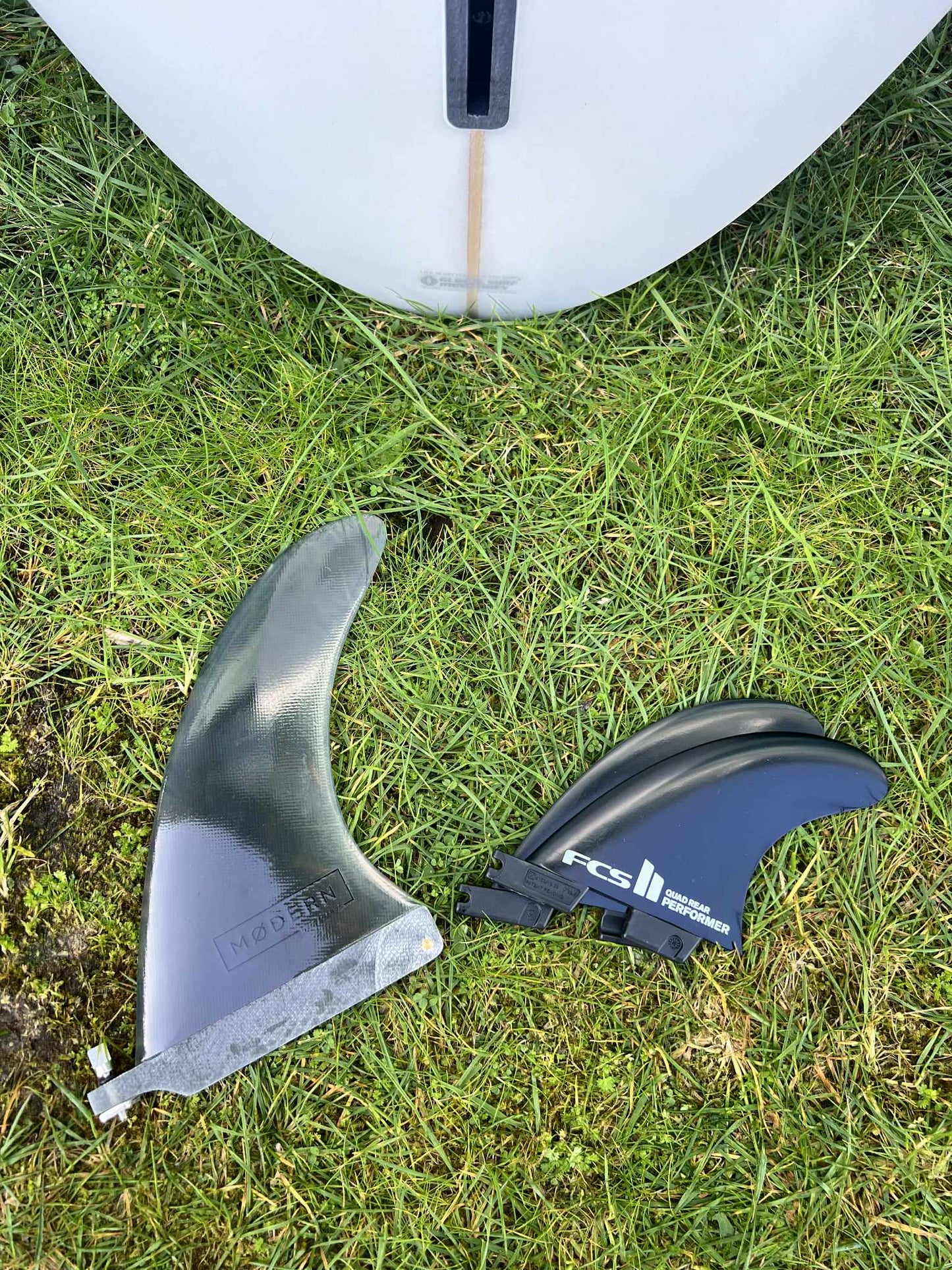 Modern 9'1" "Golden Rule" Longboard Surfboard - Fins
