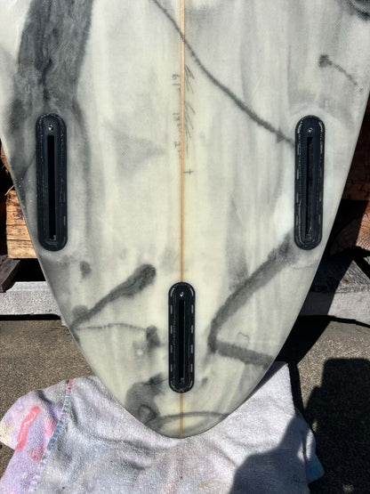 USED Loser Cool 6'1" Shortboard Surfboard - Fins