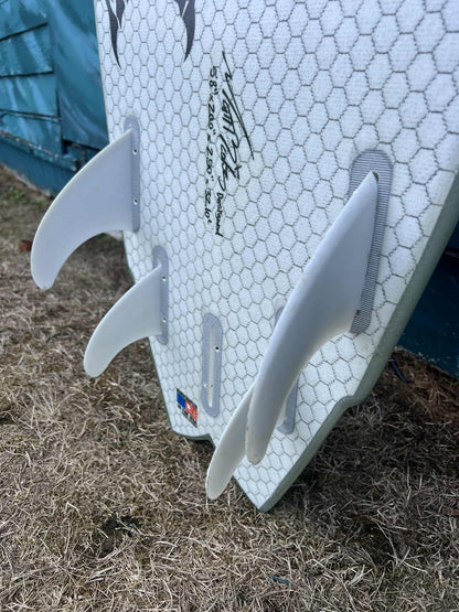 USED Lib Tech 5'8" LOST Mayhem Round Nose Fish Redux Shortboard Surfboard - Fins