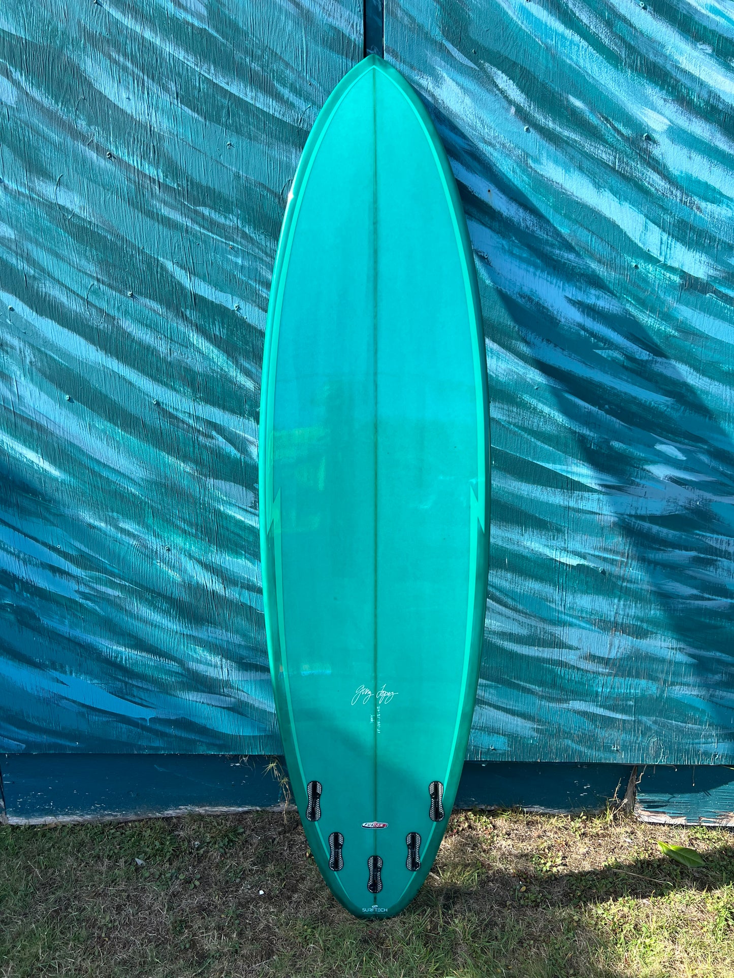 Gerry Lopez 7'0" Squirty Mid-Length Surfboard - Bottom