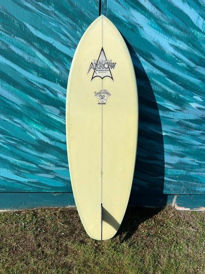 USED Pearson Arrow 5'8" Round Tail Single Fin Shortboard Surfboard